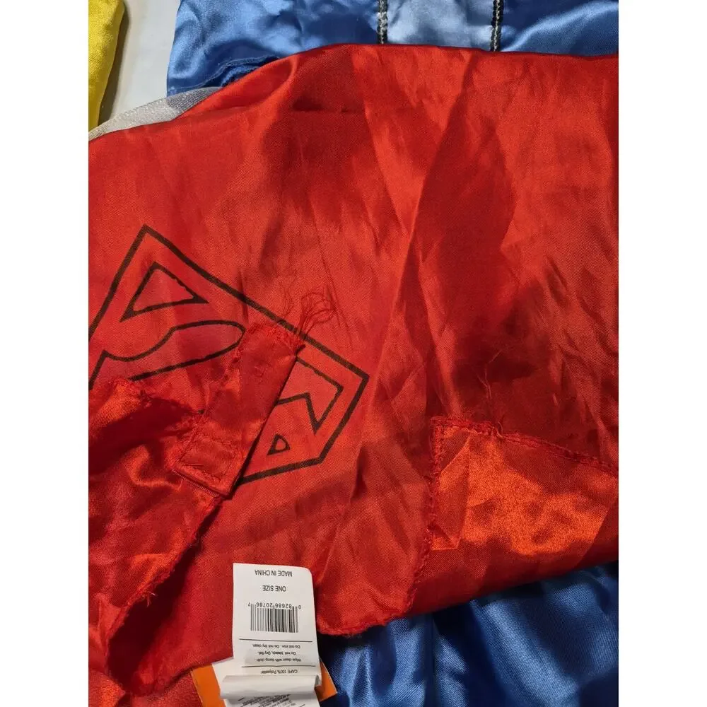 Disney Princess dress up trunk Outfits Age 4-6X, + Batman Superman Capes See Pic